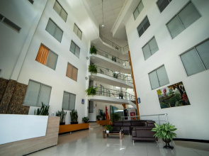 Apartamento con Parqueadero Piscinas y Wifi en Montenegro a 5 min del Parque del Café