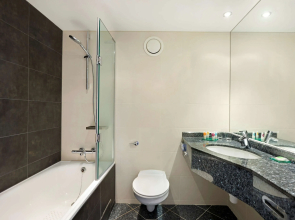 Hyatt Place London Heathrow Airport