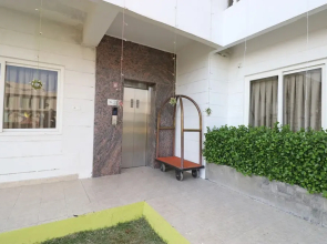 OYO 25049 Nilansh Theme Park, Villas & Farmhouse