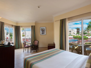 Xperience Kiroseiz Parkland Resort