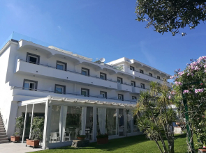 Hotel Marad