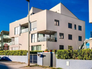 Lovely Luxury 2-bed Apartment in Rovinj