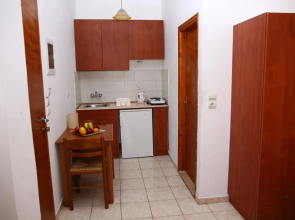 Elgoni Apartments