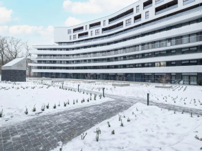 Luxurious Apartment by Renters Prestige