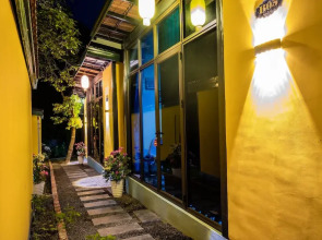 Catba Papillon Garden Bungalow & Resort