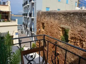 Enetiko Rooms
