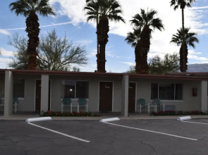 Stanlunds Inn And Suites