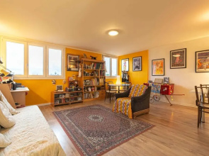 Superb Spacious Accommodation Near Paris