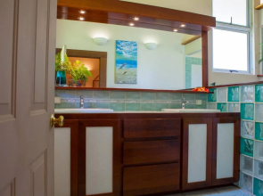 TAHAA - Private Beach Villa