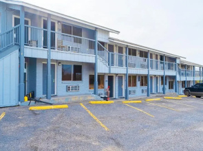 Regency Inn Three Rivers I-37