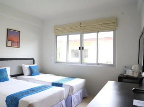 PP Charlie Beach Resort