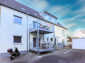BRIGHT - Augsburg's Biggest - 4BR - Parking - Kitchen