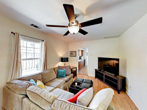 1318 Chino Street Home 2 Bedrooms 2 Bathrooms Home