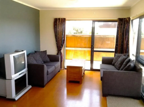 The Sands - Matarangi Holiday House