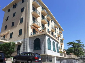 Palace 34 Few Meters From The Sea