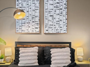 Luxe King 3BR Townhouse in Uptown CLT