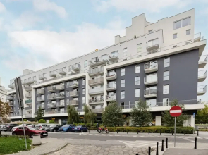 Warsaw Sokołowska Apartment by Renters