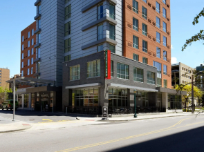 Courtyard by Marriott Cleveland University Circle