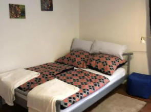 1 Zimmer Appartment OG links 108 A