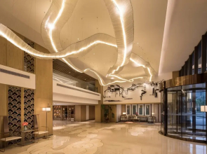 Ramada Zhenjiang City Center