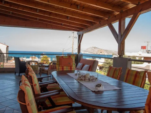 Stamatakis Boutique Studios