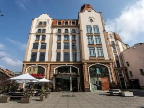 Rius Hotel Lviv