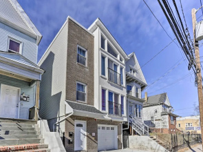 Newark Apt ~ 5 Mi to Museums & Art Centers!