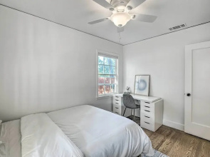 Cozy West Sacramento Getaway w/ Private Yard!