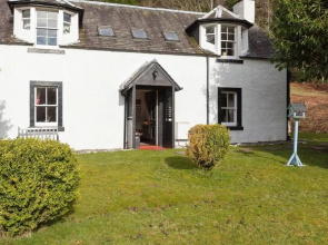 Spacious Characterful House W/views & Large Garden