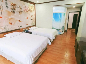 Li's Holiday Hotel (Foshan Sanshui Railway Station)
