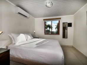 New! Apartment Ocean View With Amazing Sunsets!
