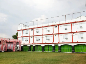 Oyo 41923 Prema Kunj Resort