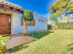 Charming villa with private pool and wifi