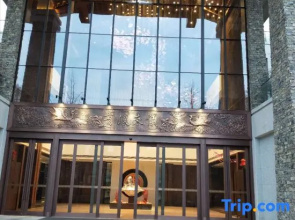 Youfeng Laiyi Hotel