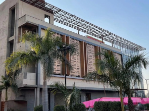 Hotel Amar Palace