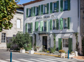 Hôtel Henri IV