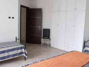 Casa Vacanza Alba 8-10 Posti Letto
