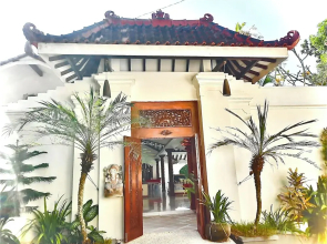 Yogyakarta Tropicana Villa