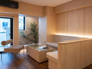 Uh Suite Namba Station