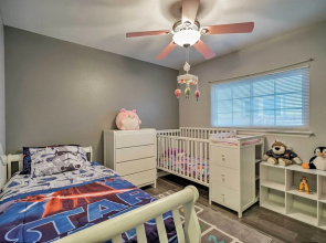 Dog-friendly Texas Retreat w/ Hot Tub, Patio & Bar