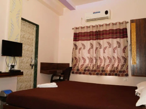 Yuvraj Lodge