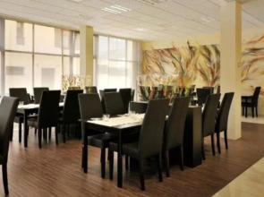 Melrose Apartments 2