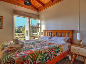 Freycinet Beachfront Retreat