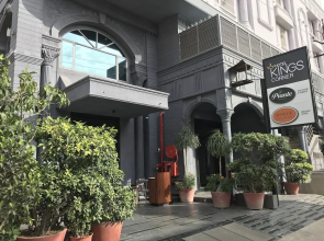 Hotel Kings Corner