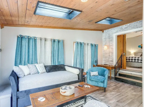 Cozy Tiffin House w/ Private Pool: 1 Mi to Town!