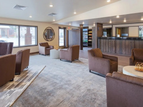EverSpring Inn & Suites Hill City