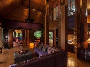 Chandra Residence