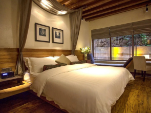Lijiang Joyful Hotel