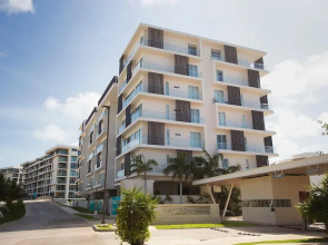 Exclusive Apartment with rooftop pool