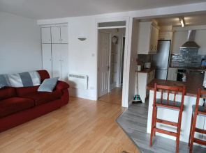 5 Newcastle Court